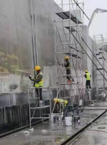 德宏球场翻新地面是一个涉及